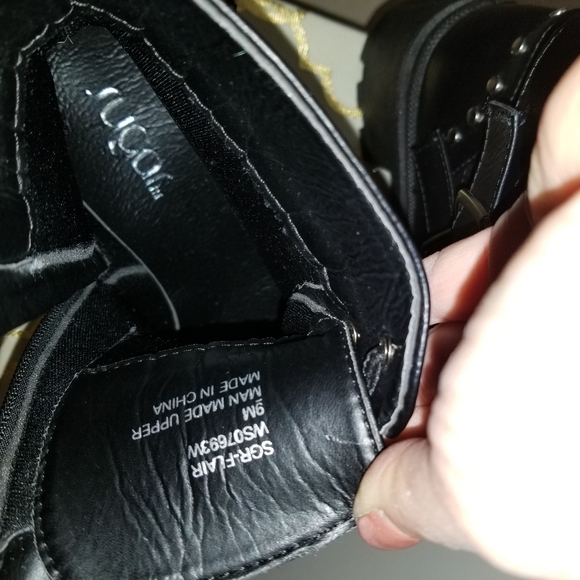 Sugar Stacked Heel Flair Booties / WOMEN - Picture 7 of 8